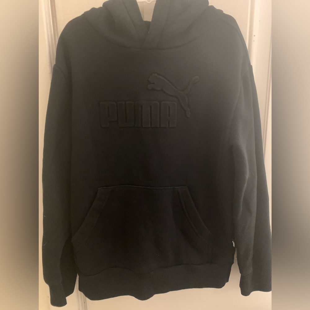 PUMA Boys Black Hoodie s7/8